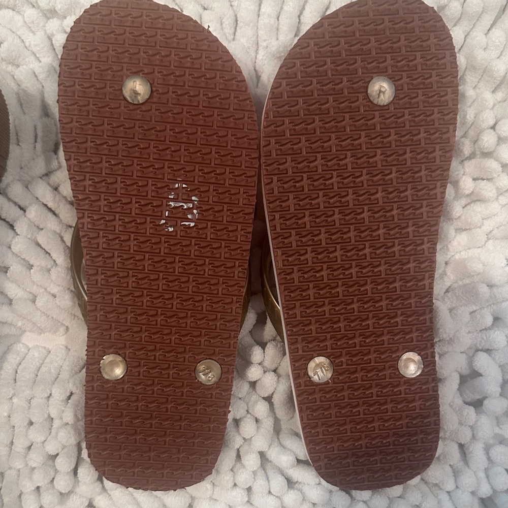 Women’s Floral Orange & Pink Foam Flip Flops - Picture 2 of 2